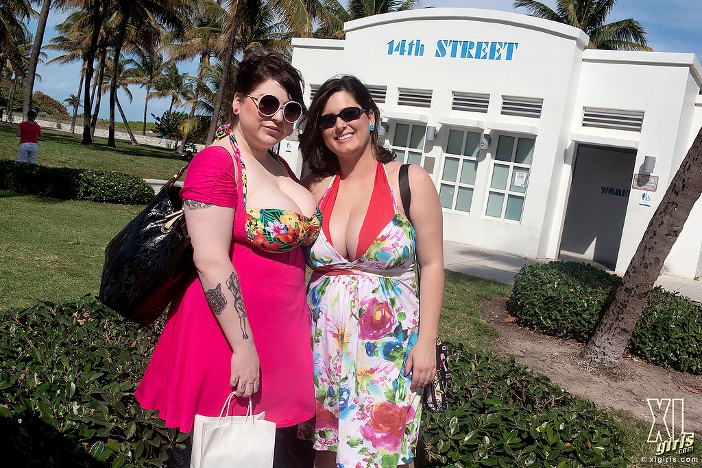 Alana Lace and Kelli Maxx during their day at the beach.