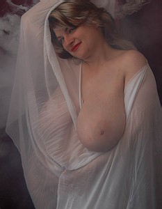 Suzanne Top Heavy Amateurs 3