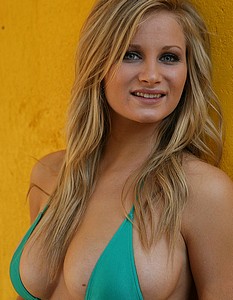 Heidi Nextdoor Models 2